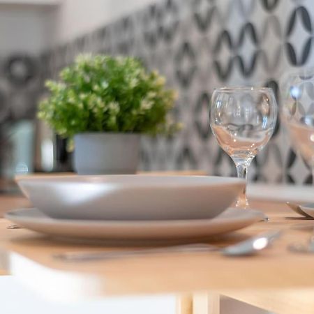 Acogedor Estudio En Triana Con Jacuzzi Y Wifi Sevilla Eksteriør bilde