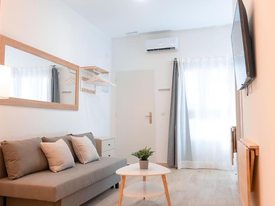 Acogedor Estudio En Triana Con Jacuzzi Y Wifi Sevilla Eksteriør bilde