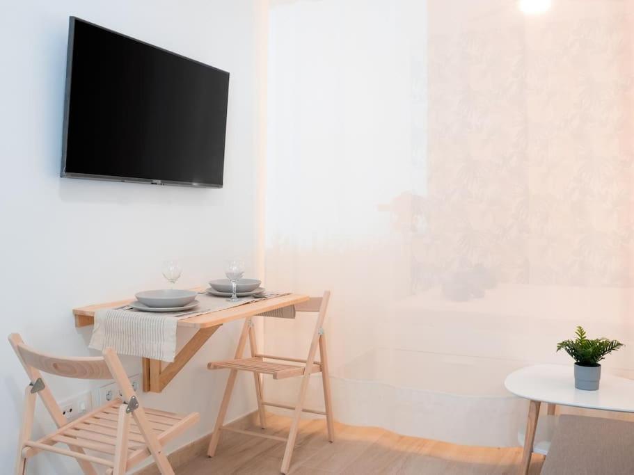 Acogedor Estudio En Triana Con Jacuzzi Y Wifi Sevilla Eksteriør bilde