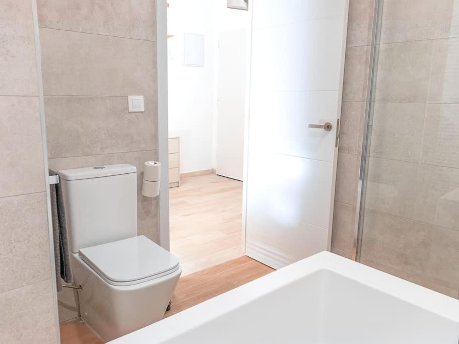 Acogedor Estudio En Triana Con Jacuzzi Y Wifi Sevilla Eksteriør bilde