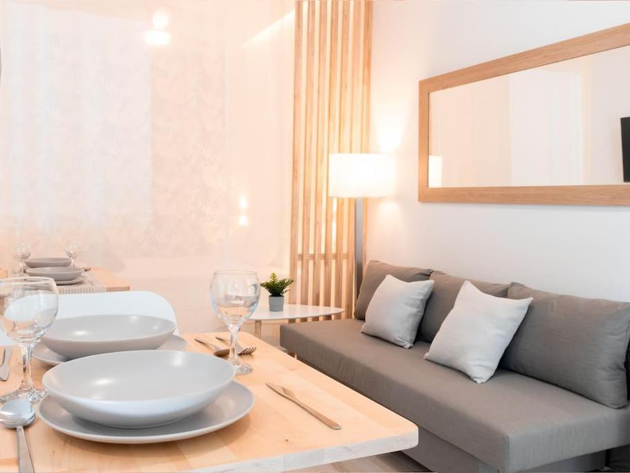 Acogedor Estudio En Triana Con Jacuzzi Y Wifi Sevilla Eksteriør bilde