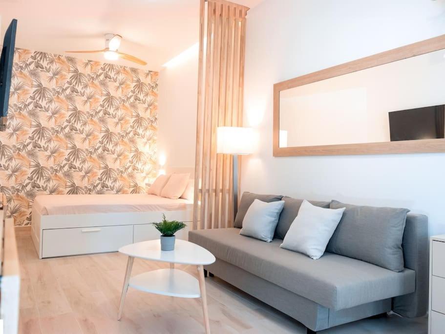 Acogedor Estudio En Triana Con Jacuzzi Y Wifi Sevilla Eksteriør bilde